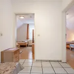 Apartment Messenahe