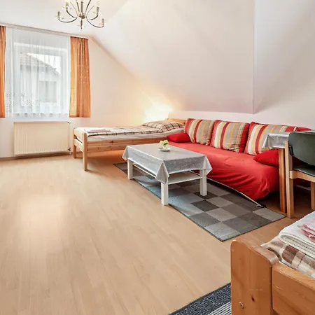 Messenahe Apartment *