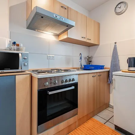 Messenahe Apartman *